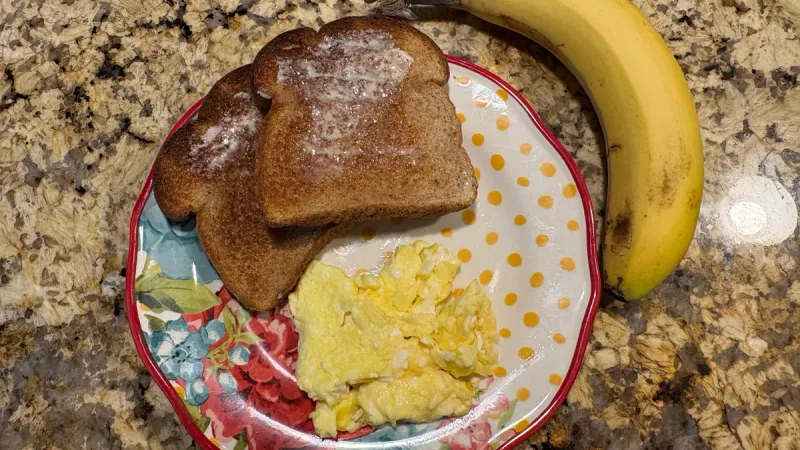 Scrambled eggs and toast
