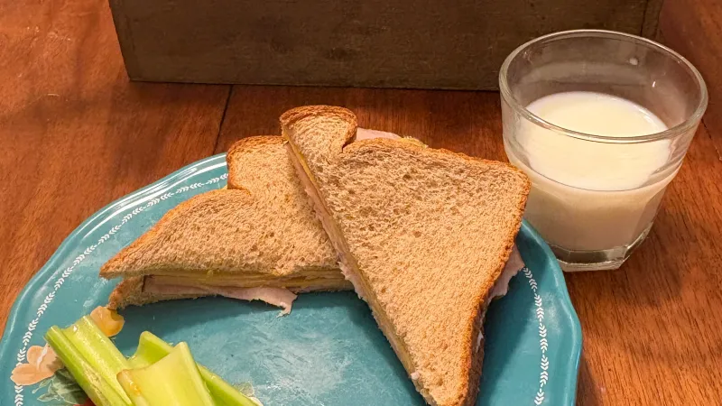 Ham and cheese sandwich